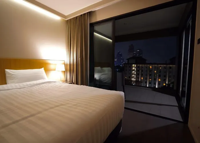 Hotel Naga 3*